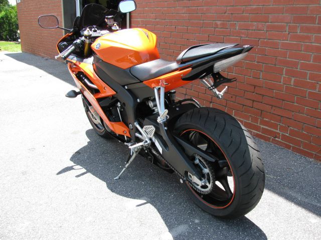 YAMAHA YZF R6 2009 photo 3