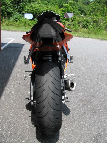 YAMAHA YZF R6 2009 photo 6