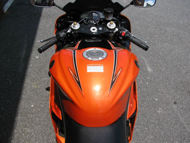 YAMAHA YZF R6 2009 photo 7