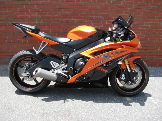 YAMAHA YZF R6 2009 photo 8