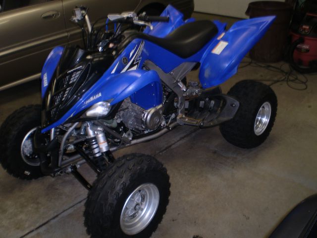 YAMAHA Raptor 2011 photo 2